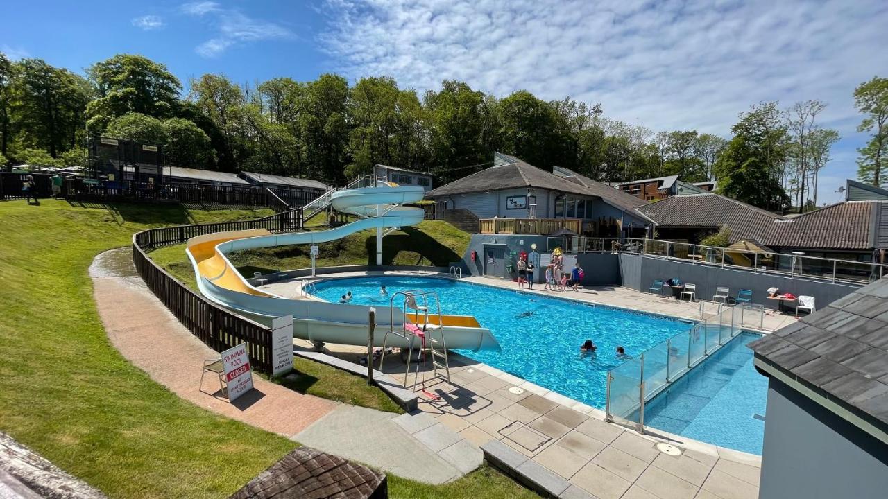 Chudleigh Conkers Lodge For 6 With Hot Tub & Secluded Decking - Spa Resort In Devon מראה חיצוני תמונה
