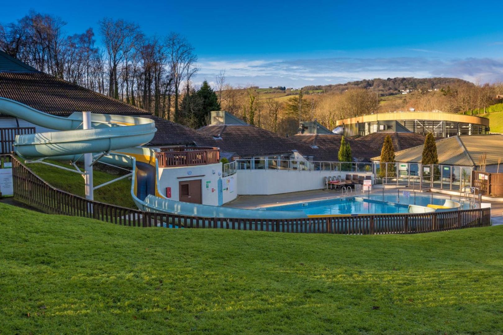 Chudleigh Conkers Lodge For 6 With Hot Tub & Secluded Decking - Spa Resort In Devon מראה חיצוני תמונה